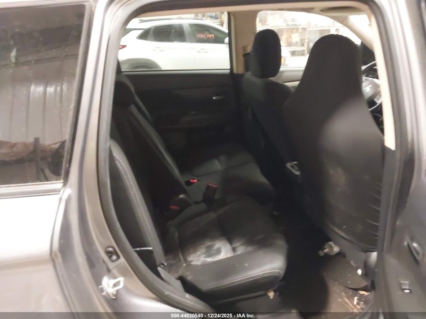 2018 Mitsubishi Outlander Es VIN: JA4AZ3A36JZ062434 Lot: 44020540