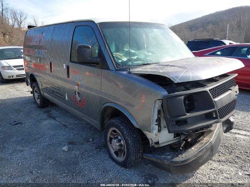 2011 Chevrolet Express 2500 Work Van