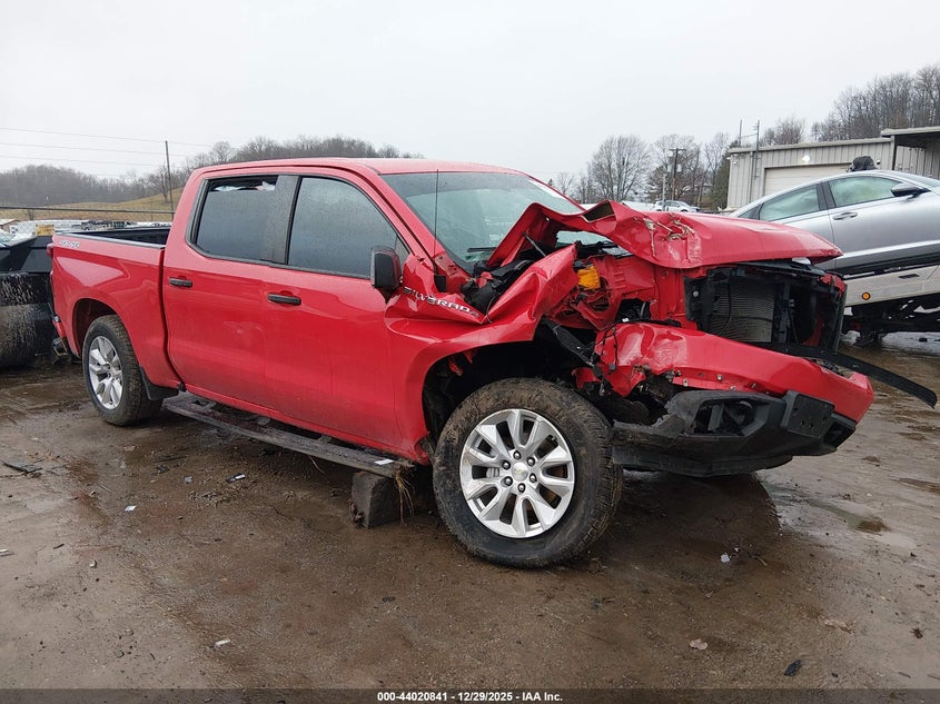 CHEVROLET SILVERADO 1500 4WD SHORT BED CUSTOM