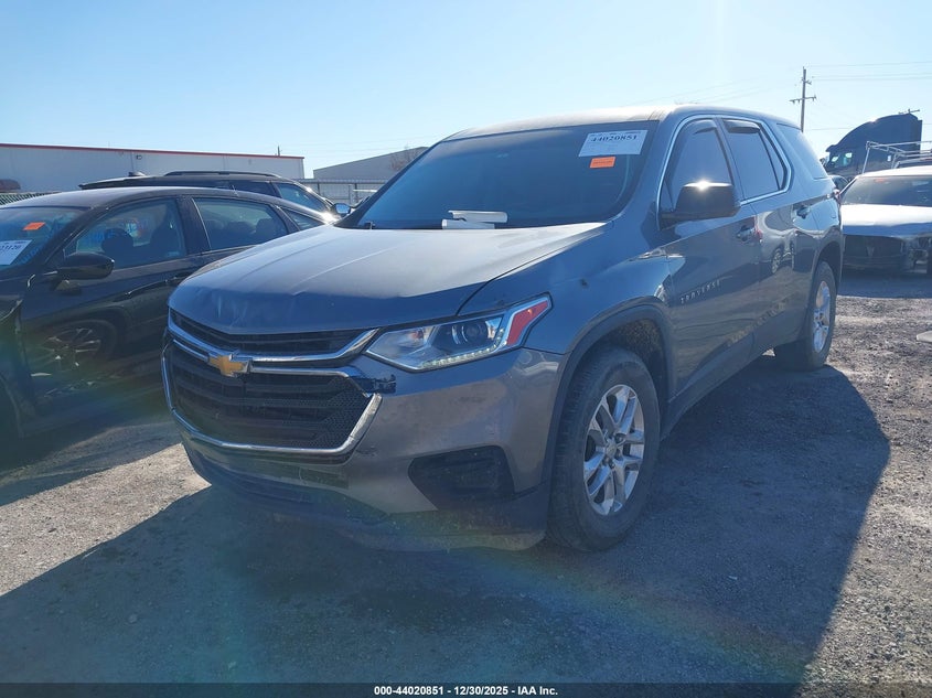 2018 Chevrolet Traverse Ls 1GNEVFKW9JJ156715 photo 1