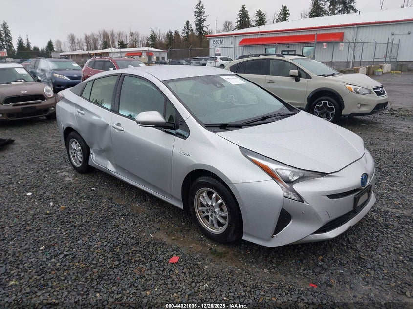 JTDKARFU8H3544504 2017 Toyota Prius Four auction photo 1