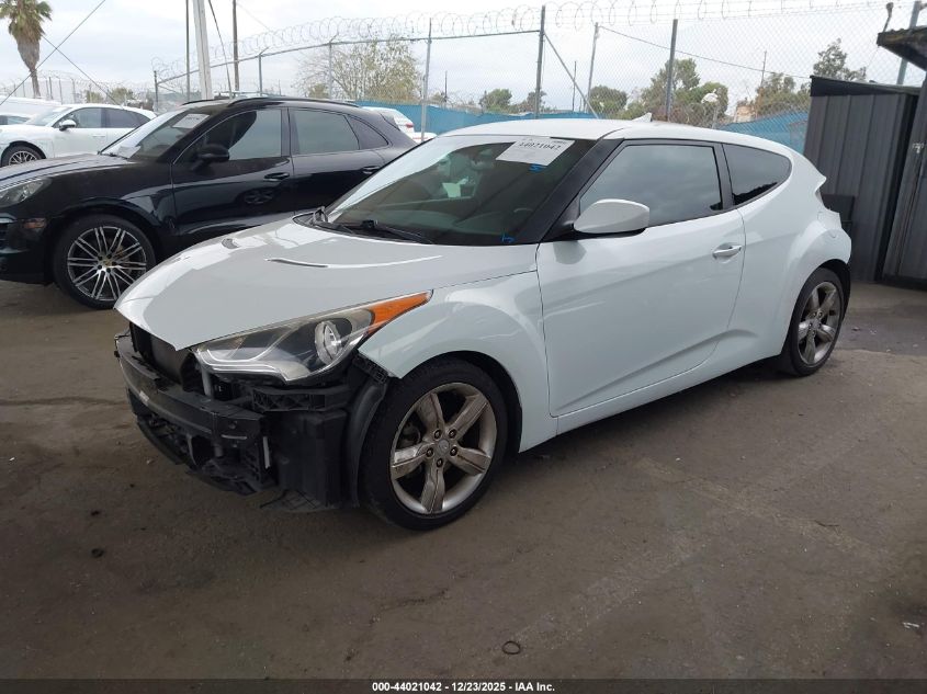 2014 Hyundai Veloster Base W/Black