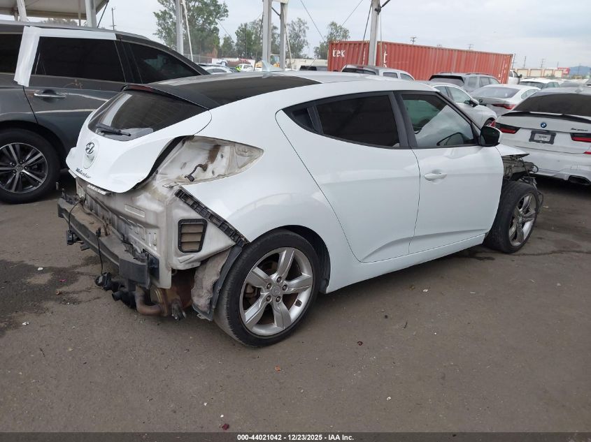 2014 Hyundai Veloster Base W/Black