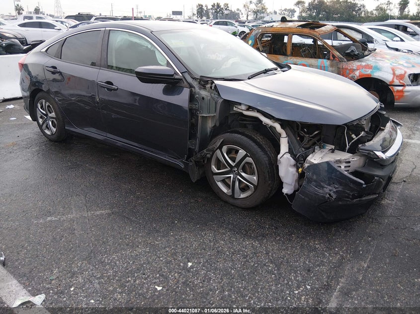 2HGFC2F58JH603650 2018 Honda Civic Lx auction photo 1