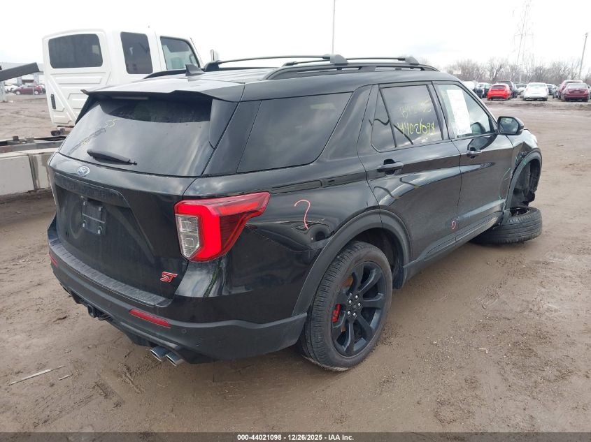 2022 Ford Explorer St
