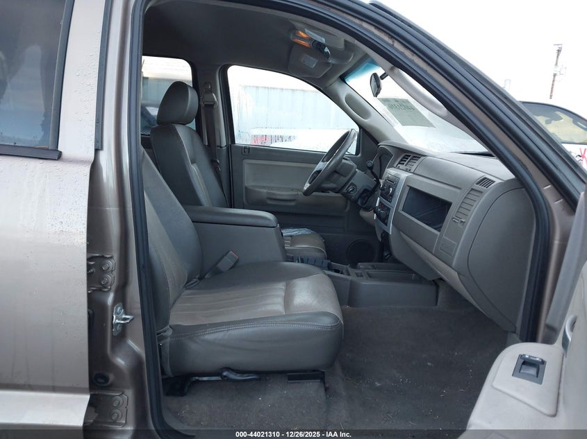 2010 Dodge Dakota Slt