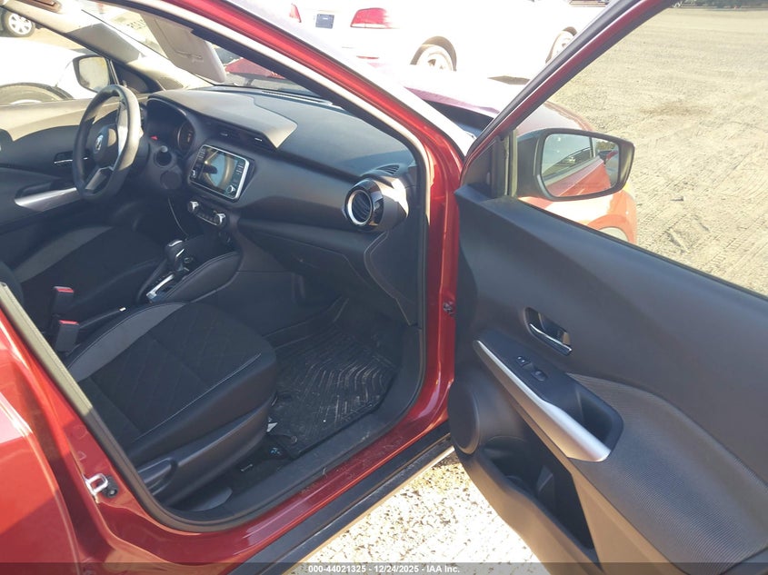 2018 Nissan Kicks Sv