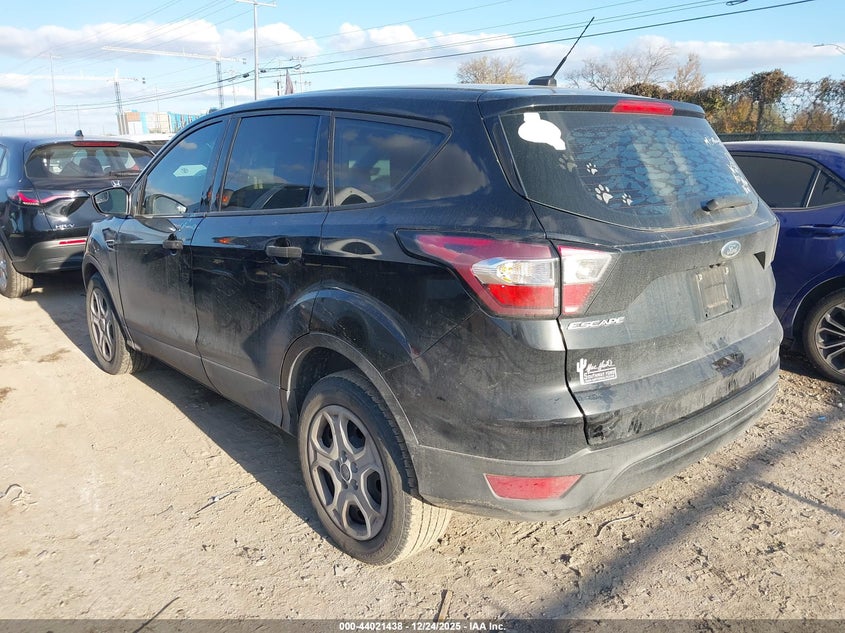 VIN 1FMCU0F70HUE94124 2017 FORD ESCAPE S