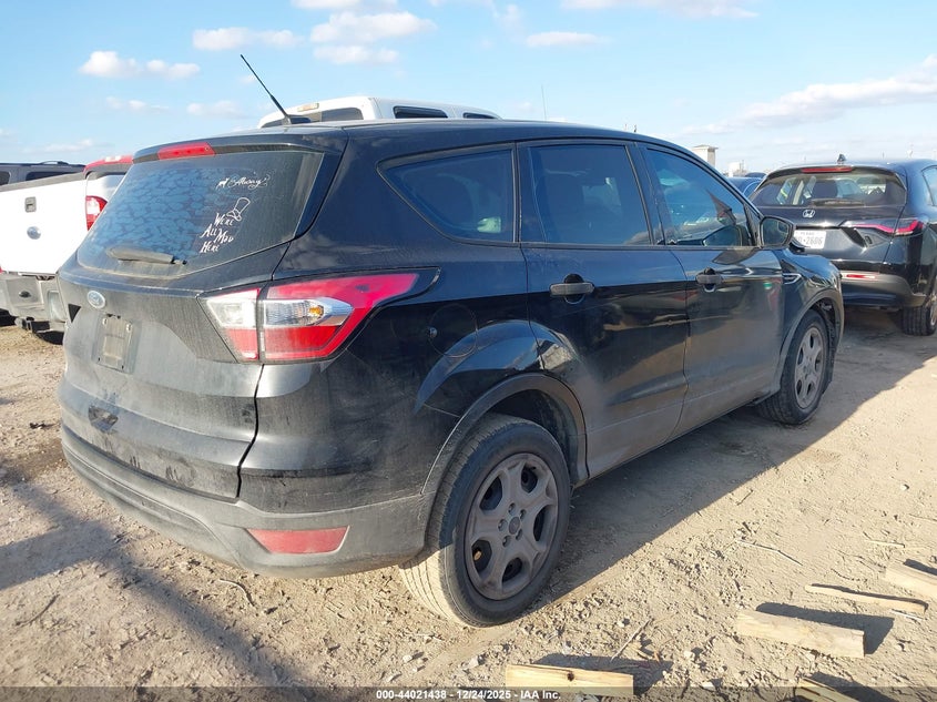 VIN 1FMCU0F70HUE94124 2017 FORD ESCAPE S