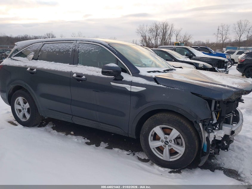 2025 Kia Sorento Lx