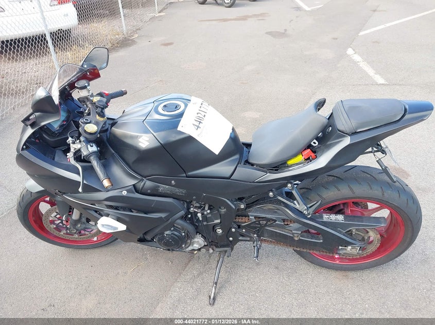 2017 Suzuki Gsx-R1000 VIN: JS1DM11B2H2101675 Lot: 44021772