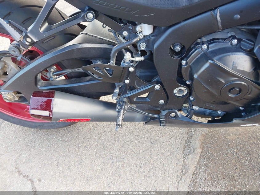 2017 Suzuki Gsx-R1000 VIN: JS1DM11B2H2101675 Lot: 44021772