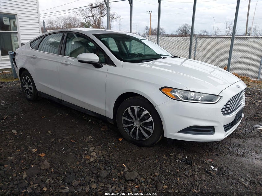 2013 Ford Fusion S