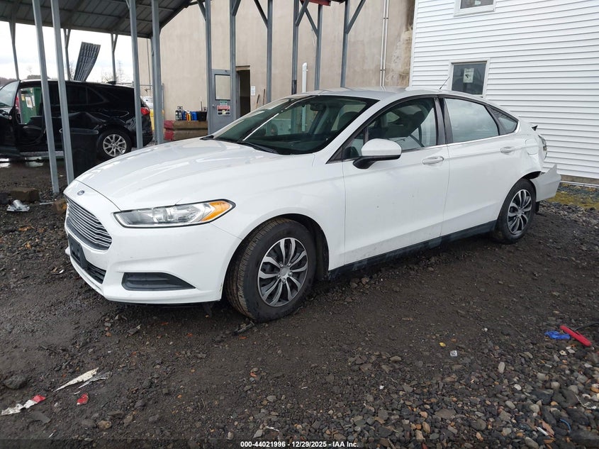 2013 Ford Fusion S