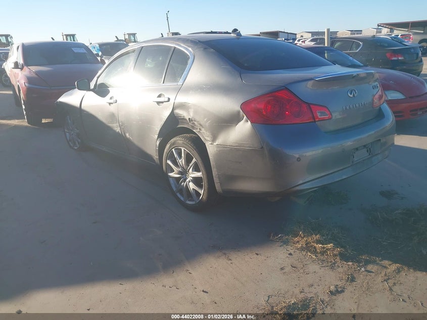 2012 Infiniti G37 Journey