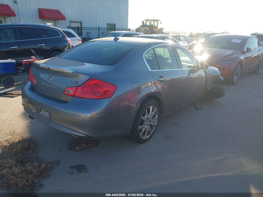 2012 Infiniti G37 Journey