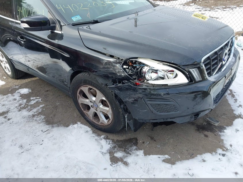 YV4940DZ2D2423402 2013 Volvo Xc60 3.2 Premier auction photo 1