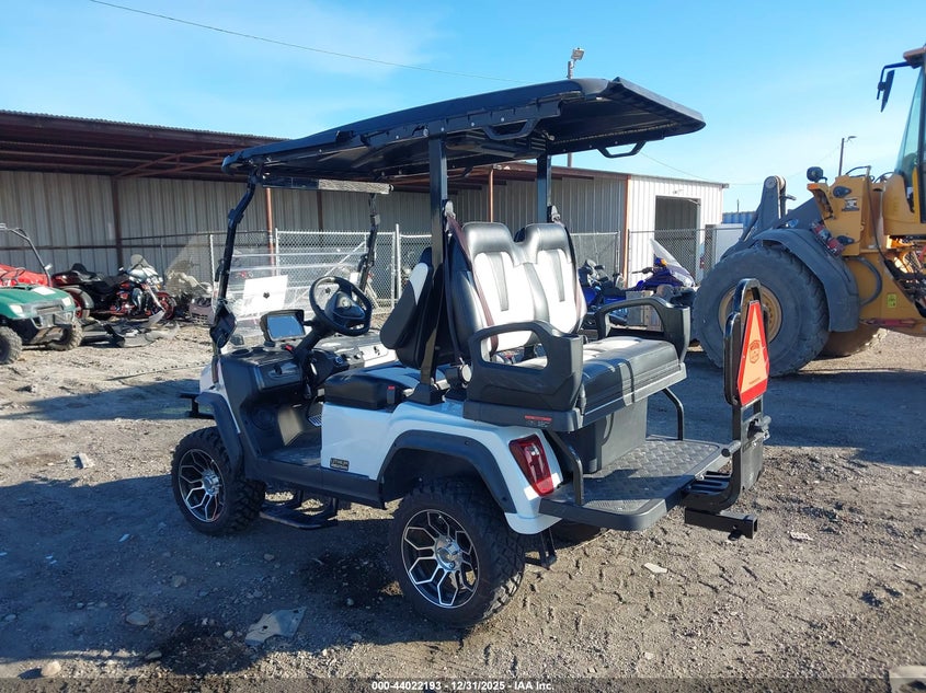 2025 Evolution D5 Maverick