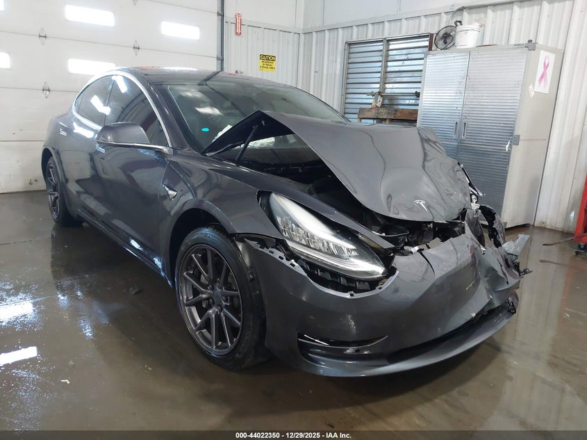 2018 Tesla Model 3 Long Range/Performance