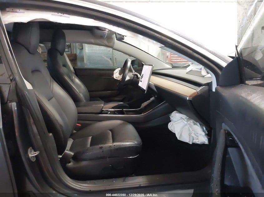 2018 Tesla Model 3 Long Range/Performance