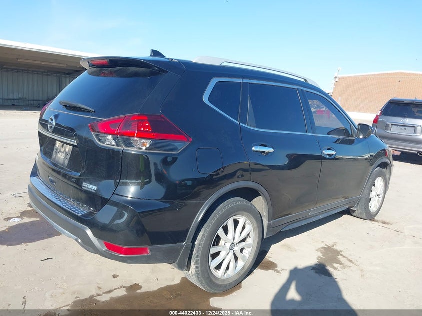 2019 Nissan Rogue S