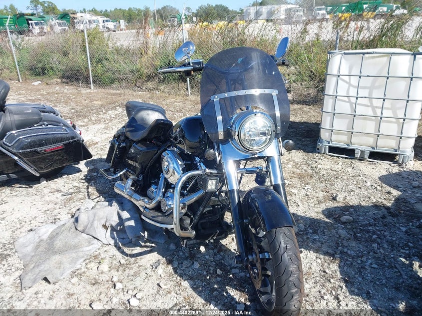 1HD1KBM19CB606885 2012 Harley-Davidson Flhx Street Glide auction photo 1