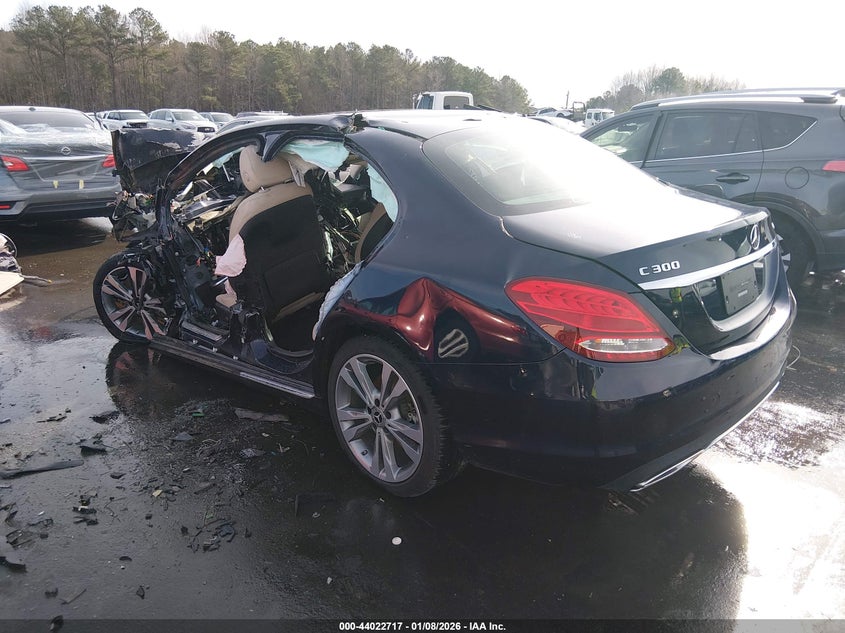 VIN 55SWF4KB7JU273730 2018 MERCEDES-BENZ C 300 4MATIC