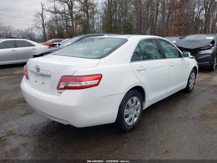2011 Toyota Camry Le