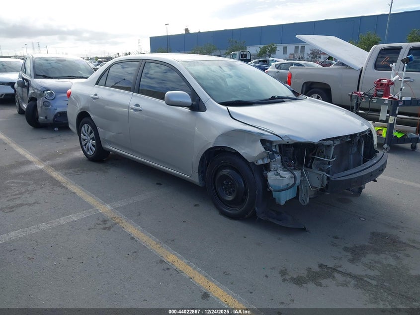 5YFBU4EE9DP161323 2013 Toyota Corolla Le auction photo 1