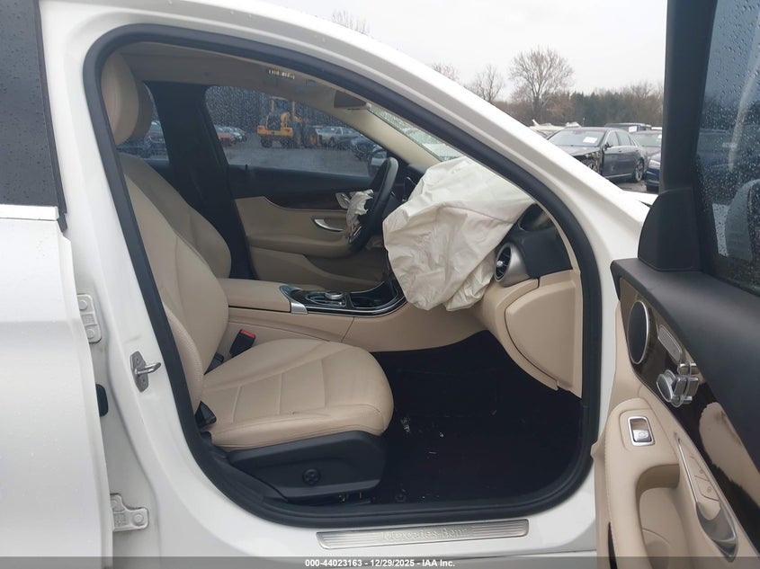 2019 Mercedes-Benz C 300