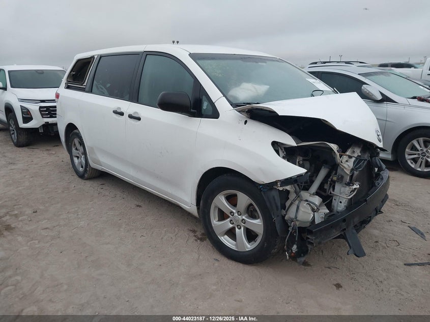 5TDZK3DC5DS392449 2013 Toyota Sienna L V6 7 Passenger auction photo 1