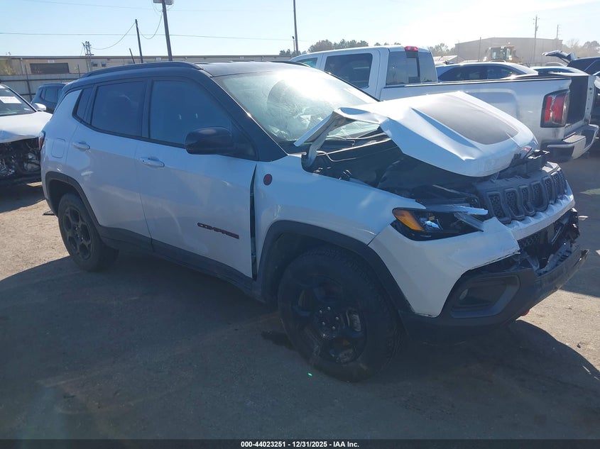 3C4NJDDN5PT574171 2023 Jeep Compass Trailhawk auction photo 1