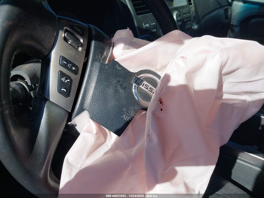 2015 Nissan Armada Sv VIN: 5N1AA0ND1FN614768 Lot: 44023353