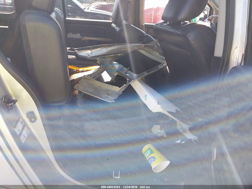 2015 Nissan Armada Sv VIN: 5N1AA0ND1FN614768 Lot: 44023353