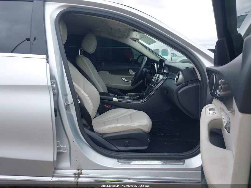 2017 Mercedes-Benz C 300