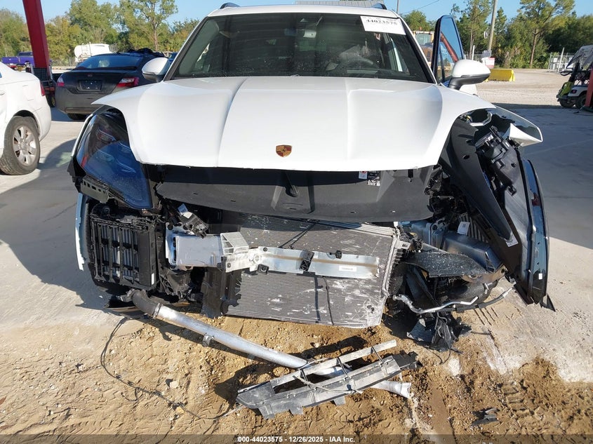 VIN WP1AA2AY3SDA01235 2025 PORSCHE CAYENNE