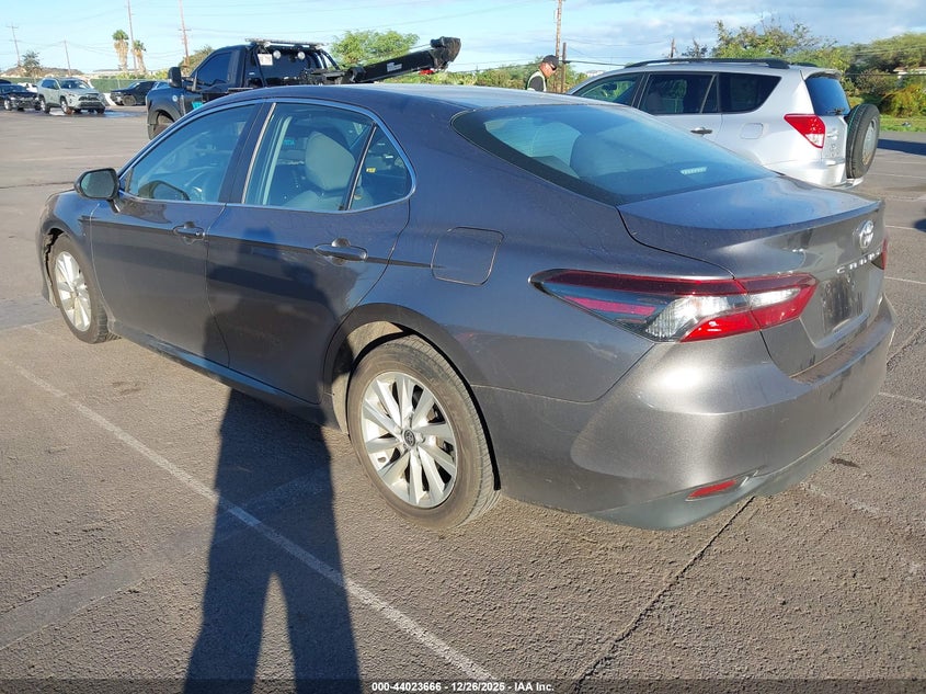 2021 Toyota Camry Le