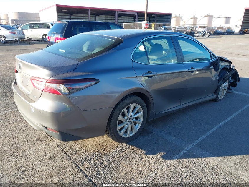 2021 Toyota Camry Le