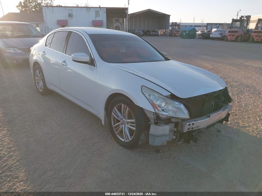 2012 INFINITI G25 JOURNEY
