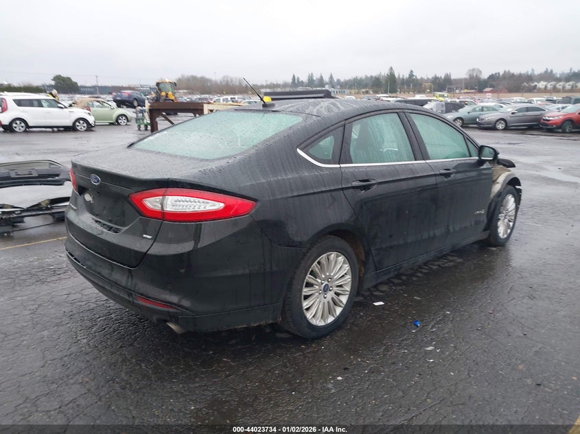 2016 Ford Fusion Hybrid Se