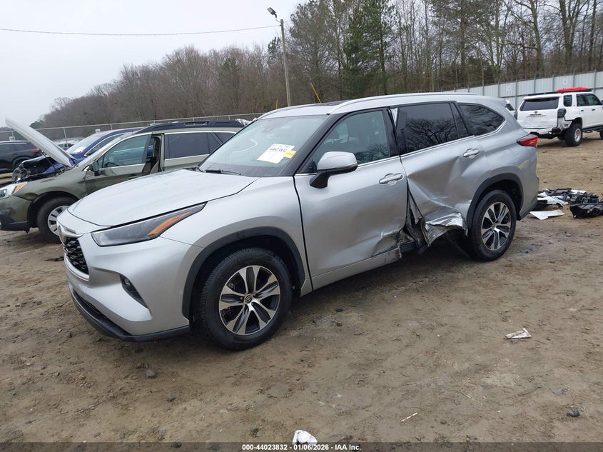 2022 Toyota Highlander Xle