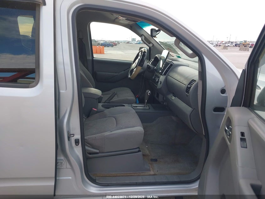 2012 Nissan Frontier Sv