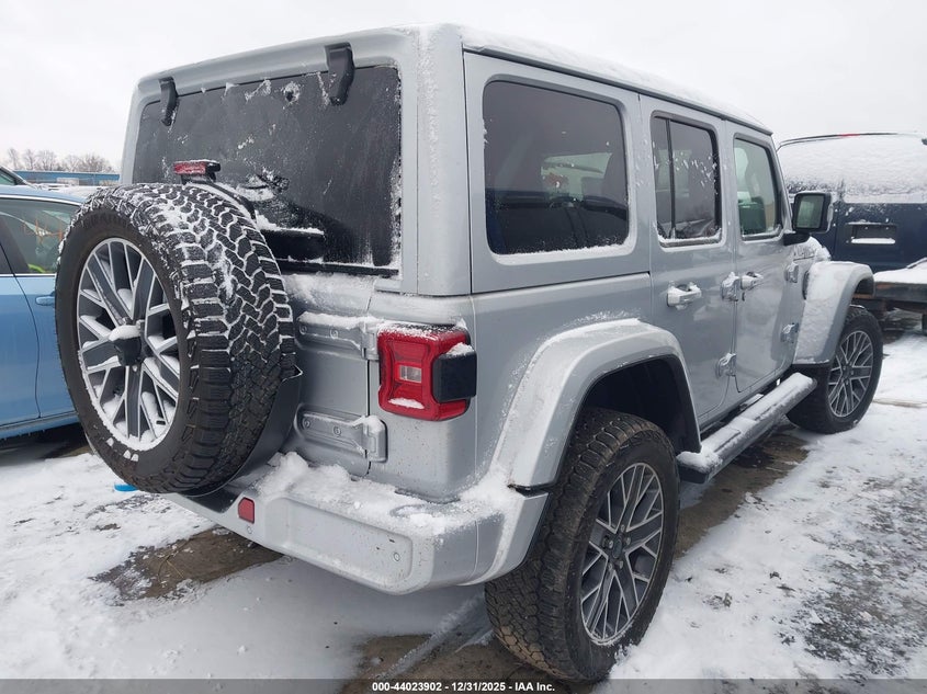 2024 Jeep Wrangler 4Xe Summit 4Xe