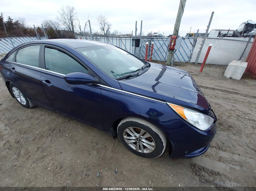 2013 HYUNDAI SONATA auction photo 1