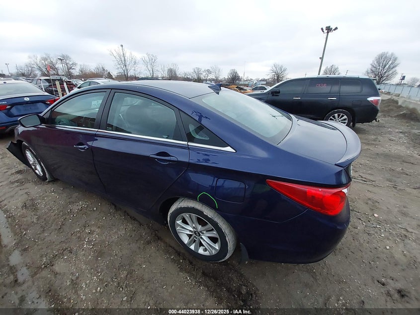 2013 HYUNDAI SONATA auction photo 3