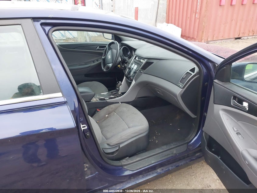 2013 HYUNDAI SONATA auction photo 5