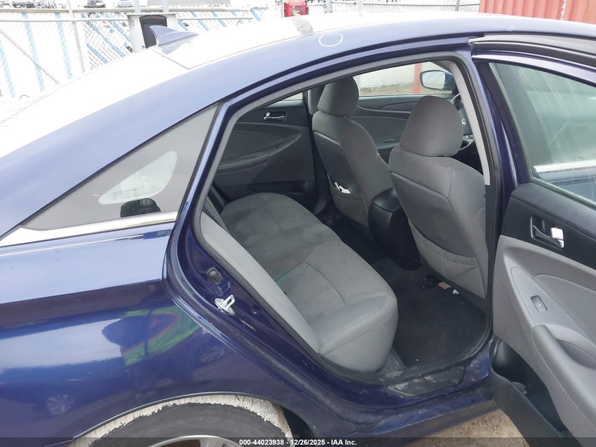 2013 HYUNDAI SONATA auction photo 8