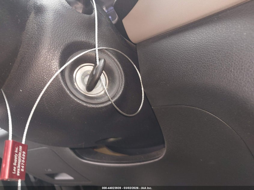 VIN 5NMS23AD8LH221727 2020 HYUNDAI SANTA FE SE