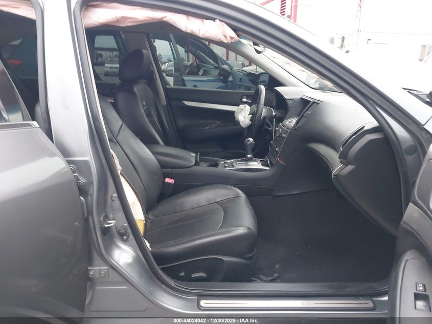 2010 Infiniti G37 Journey