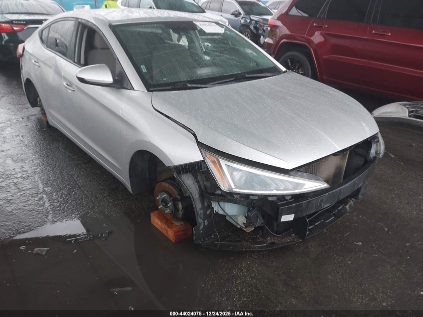 2019 Hyundai Elantra Sel